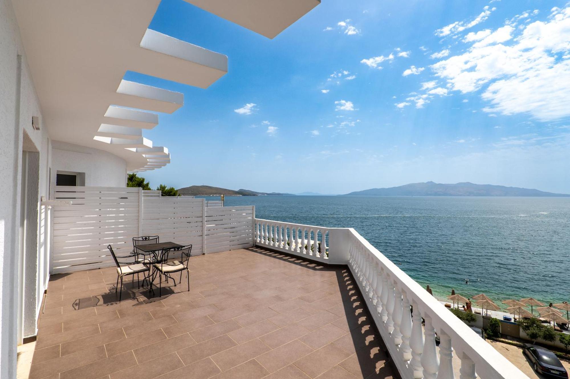 Hotel Sejko Sarande Bagian luar foto