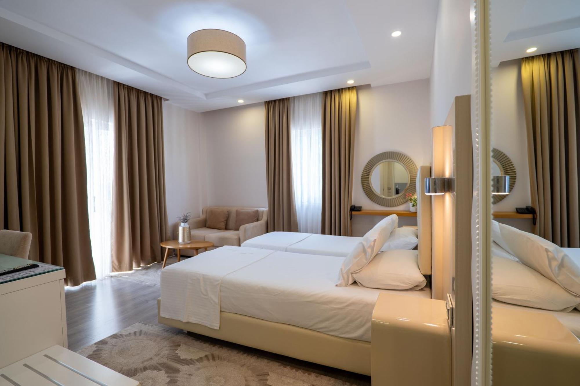 Hotel Sejko Sarande Bagian luar foto