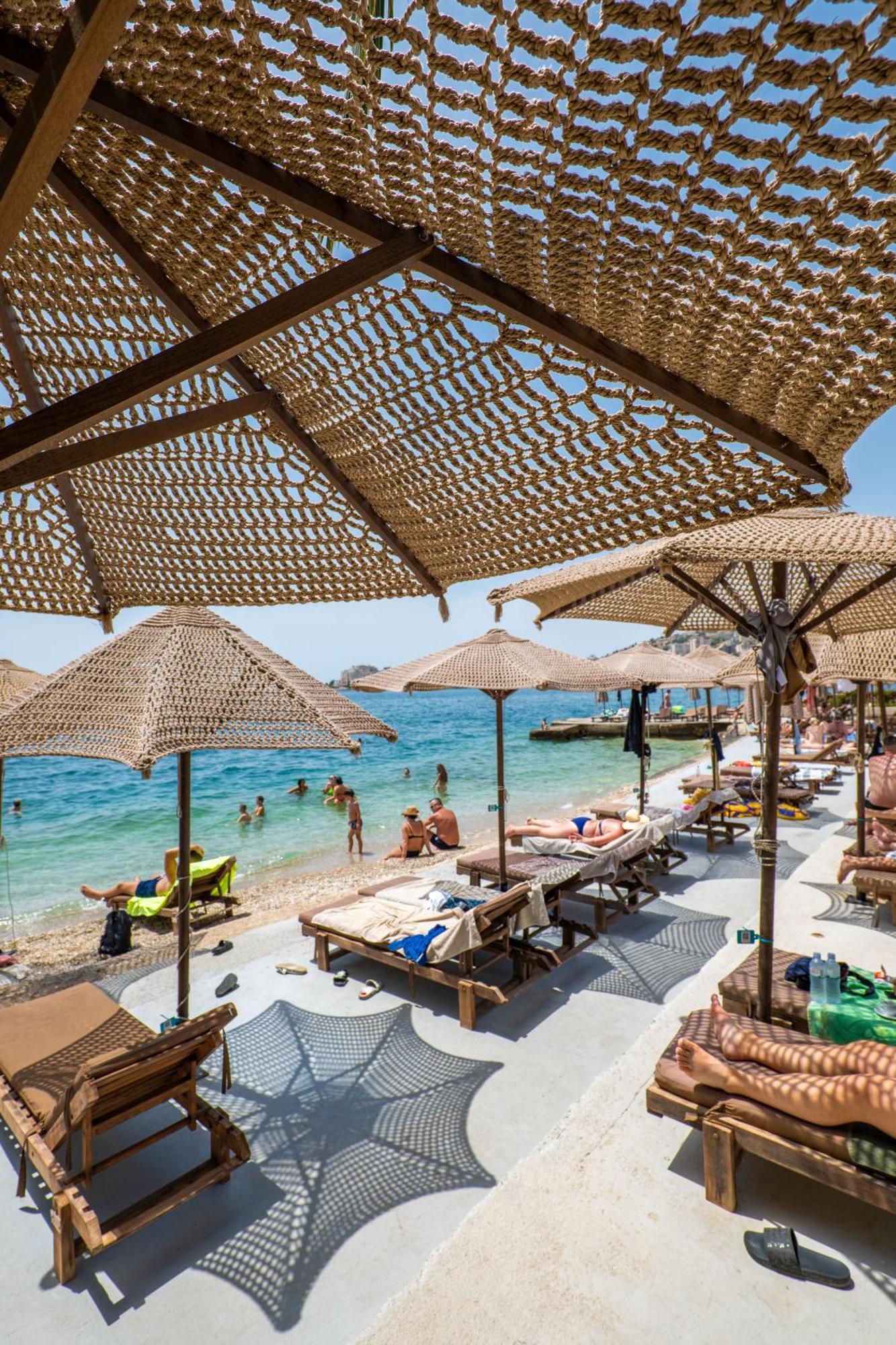 Hotel Sejko Sarande Bagian luar foto