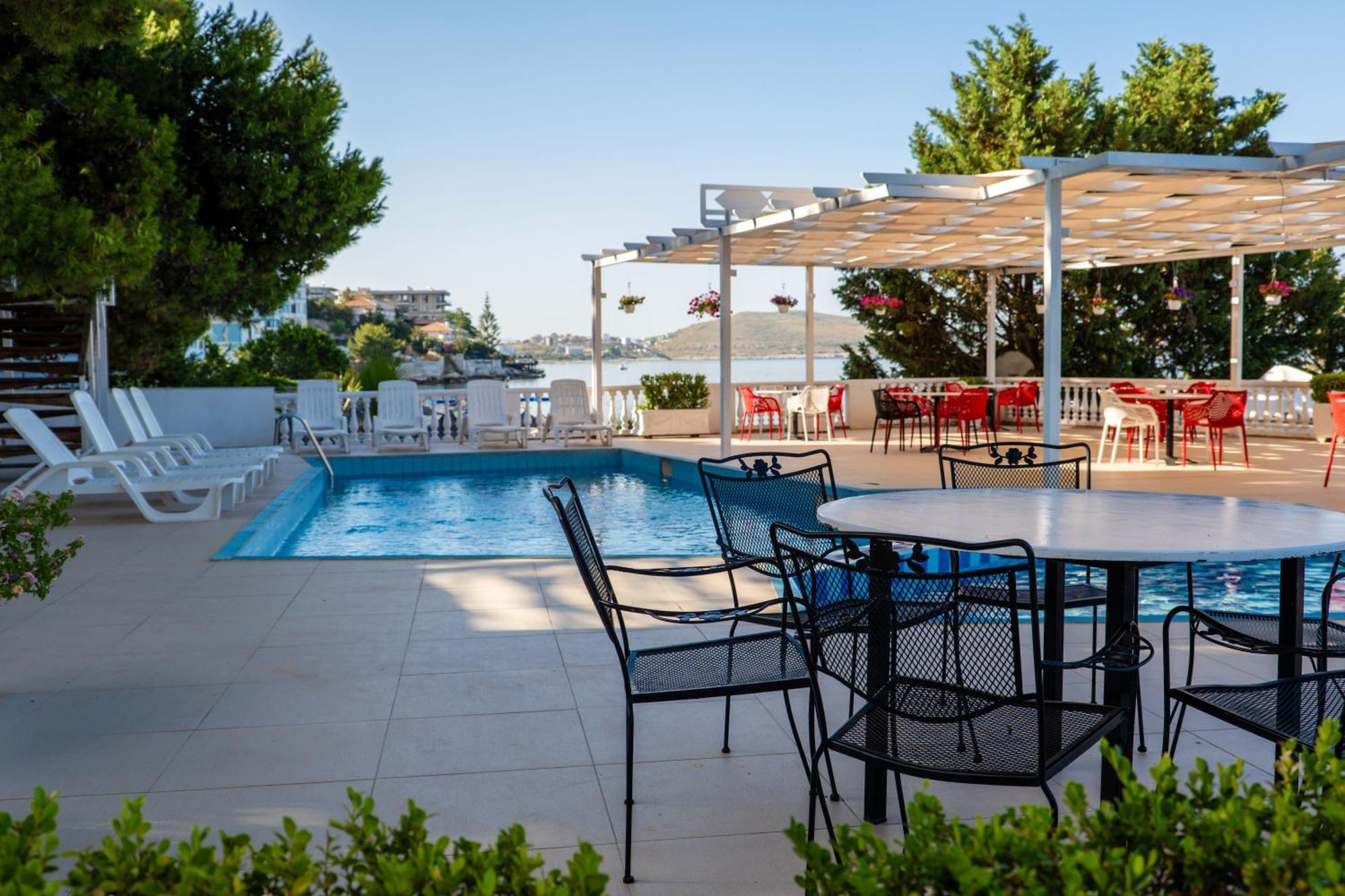 Hotel Sejko Sarande Bagian luar foto